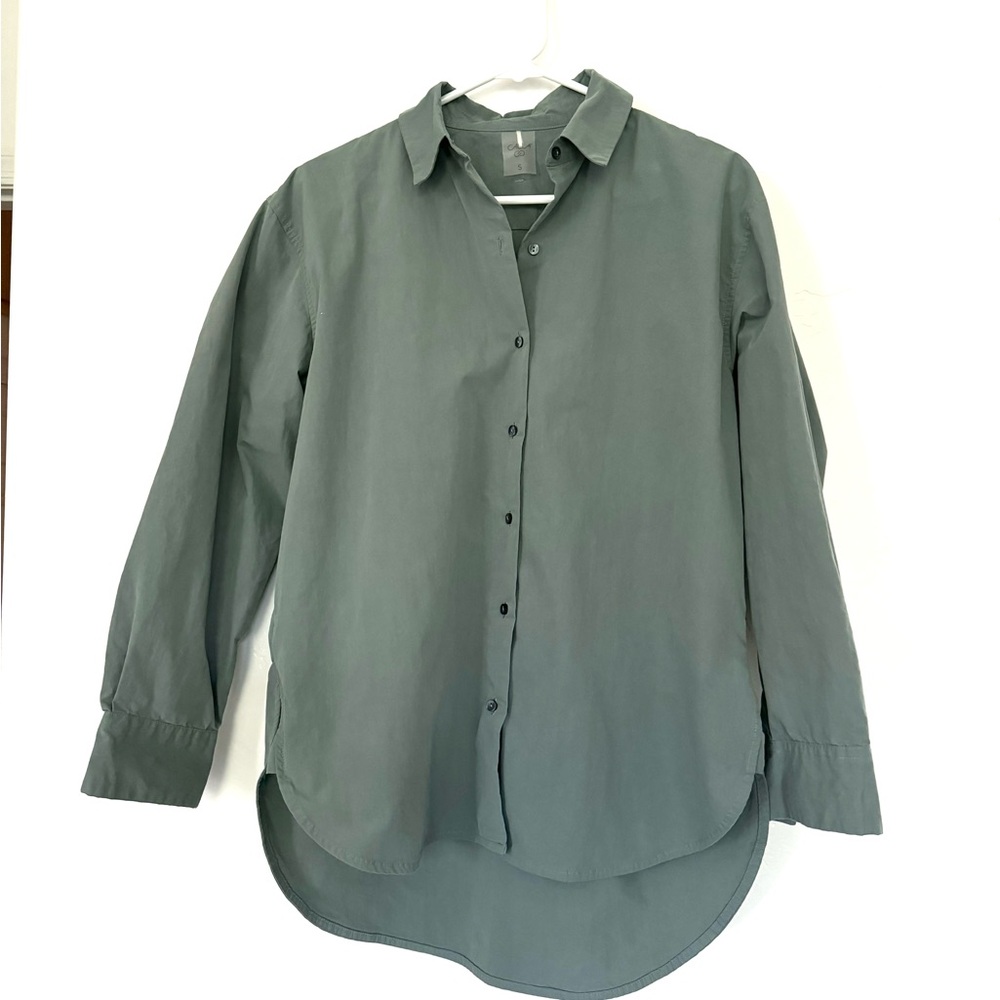 CALIA by Carrie Underwood Women's Gray/Green Button-Down Shirt